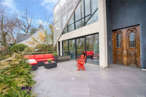 112 Scudders Lane Glenwood Landing NY 11547