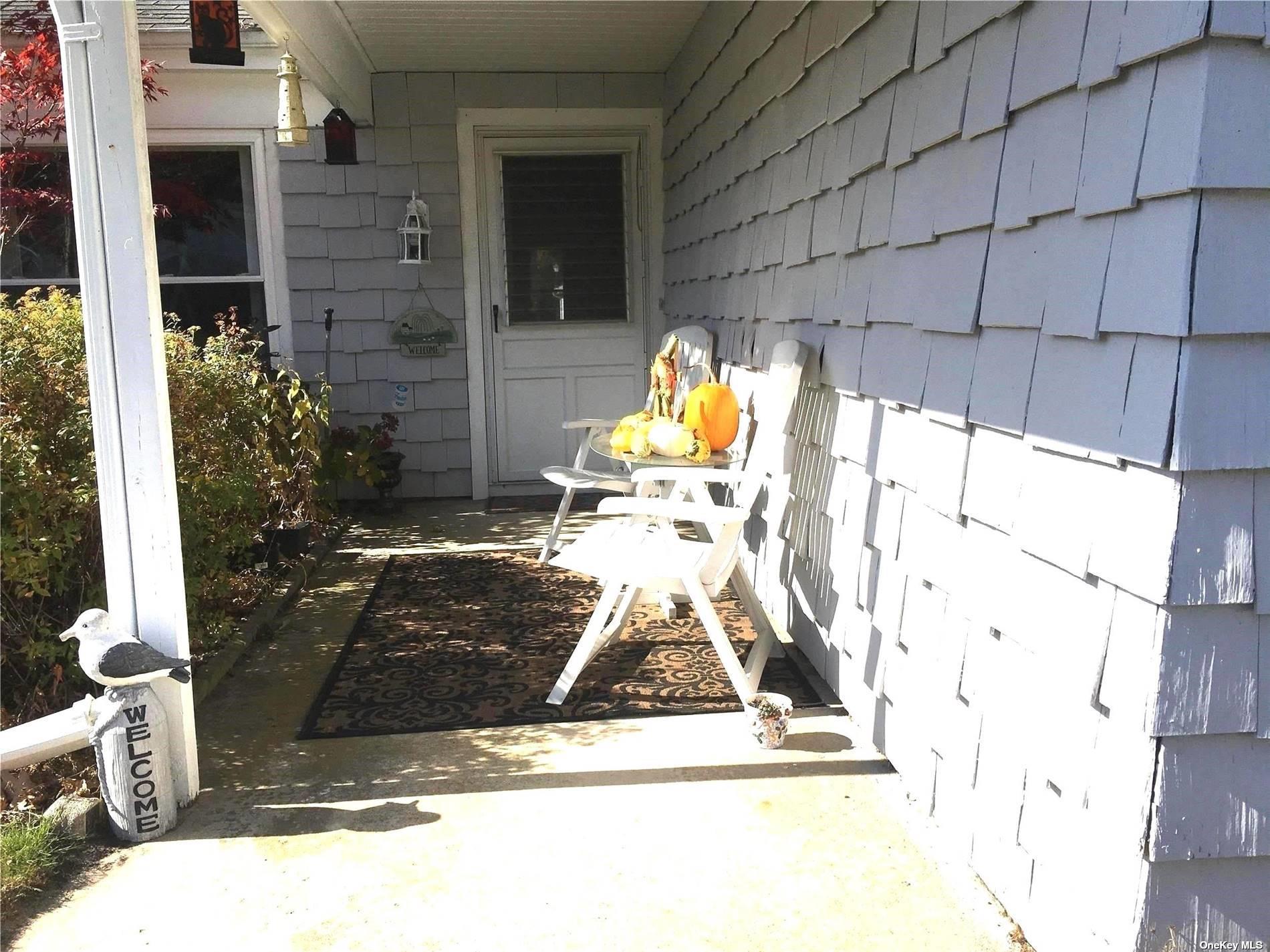 145 Edinburgh Drive #145, Ridge, New York image 2