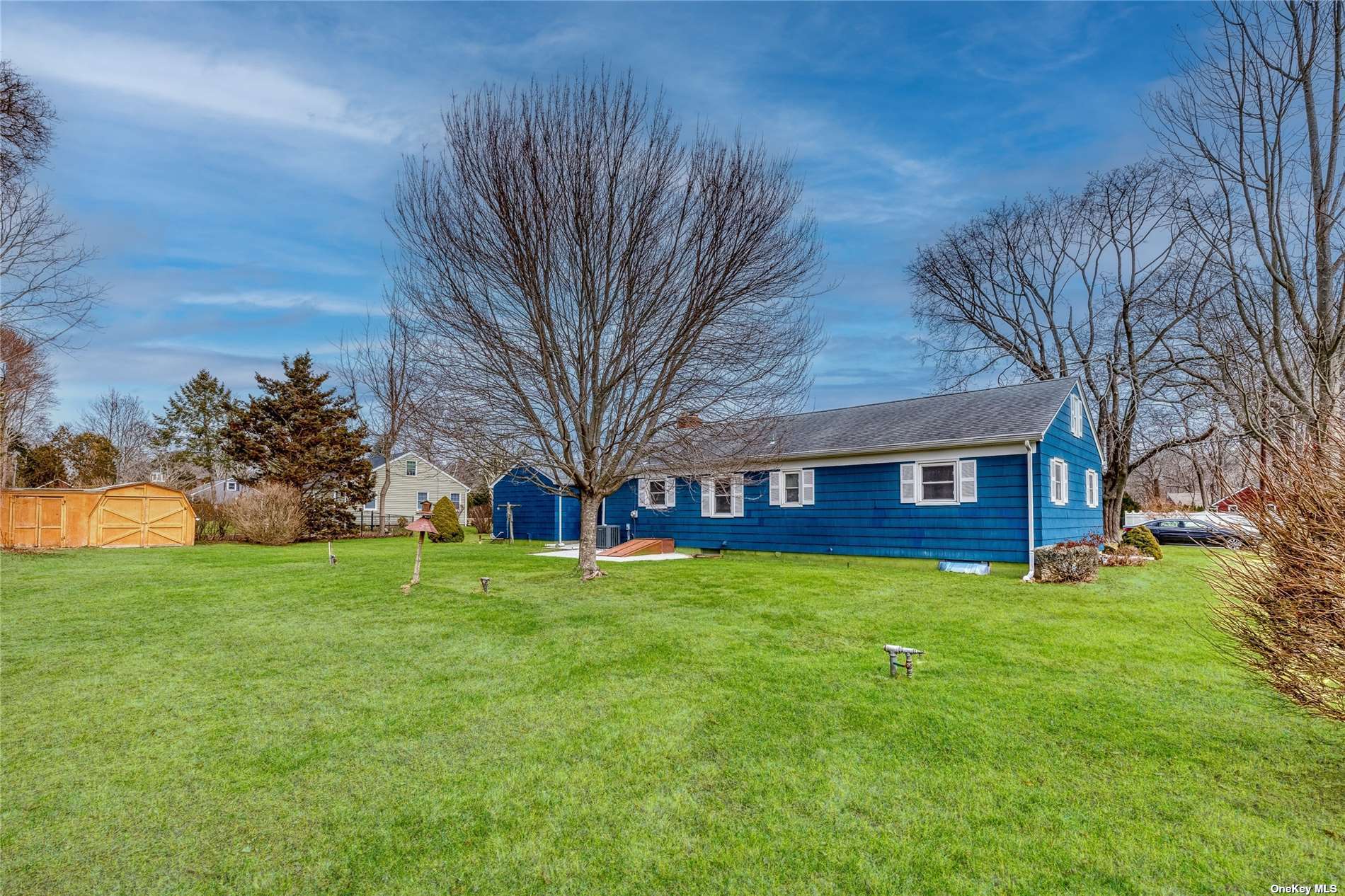 670 Parkway, Southold, Hamptons, NY - 3 Bedrooms  
1 Bathrooms - 