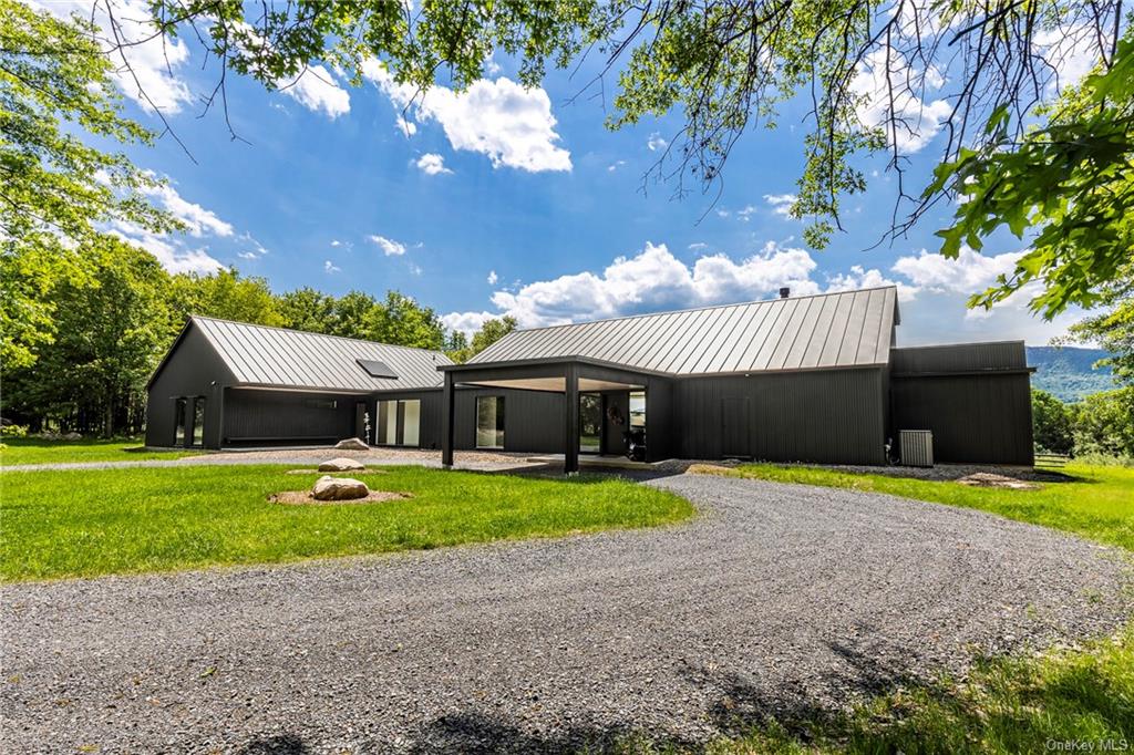 Property for Sale at 82 Vista Drive, New Paltz, New York - Bedrooms: 4 
Bathrooms: 5 
Rooms: 15  - $4,850,000