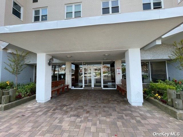 522 Shore Road #2EE, Long Beach, New York image 1