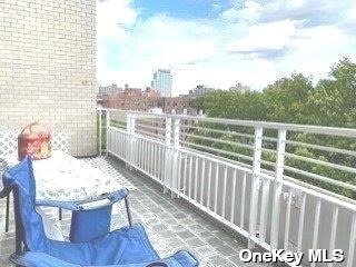 132-03 Sanford Avenue 7F