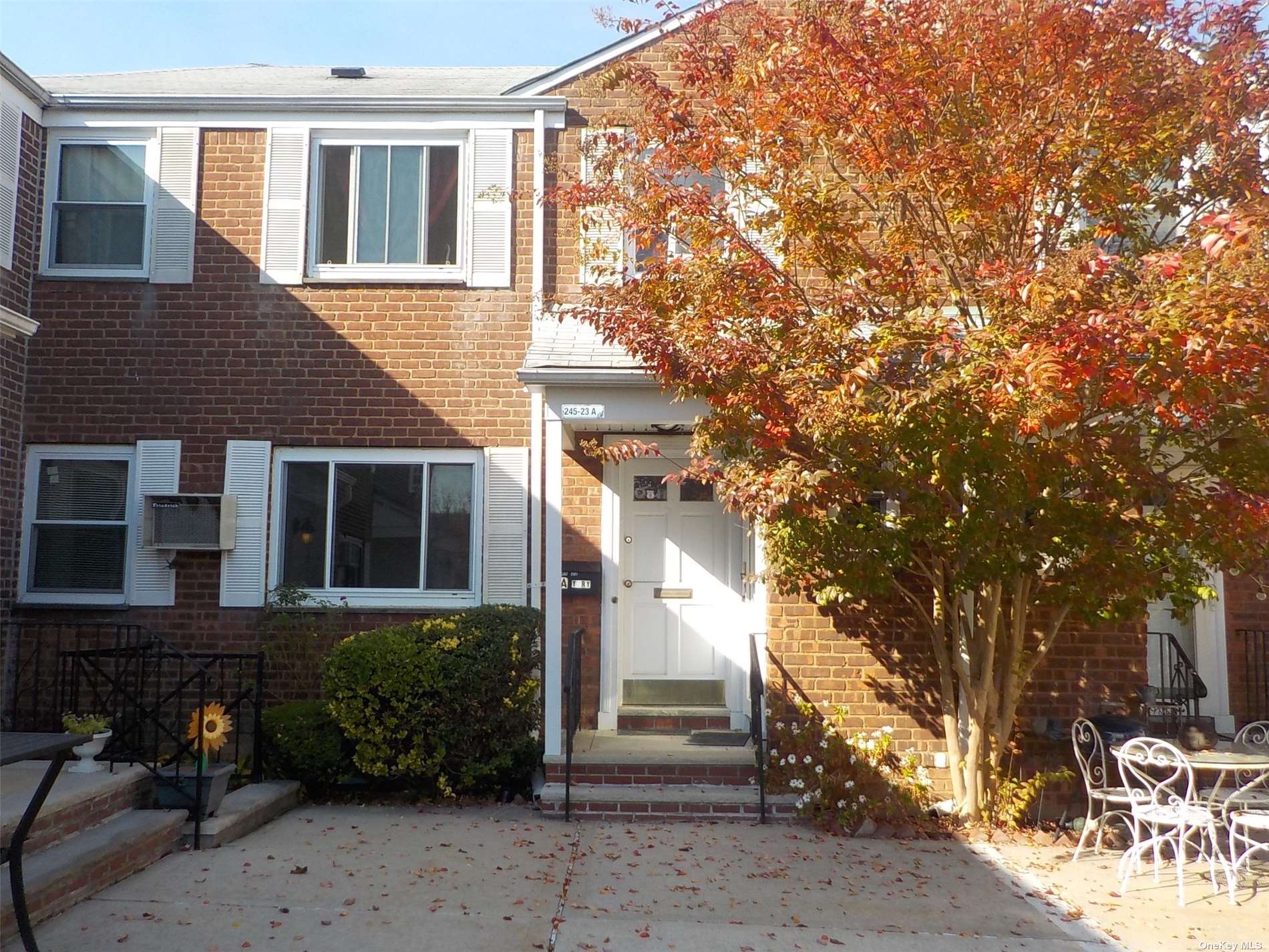 Property for Sale at 24523 76th Avenue D-1, Bellerose, Queens, NY - Bedrooms: 2 
Bathrooms: 1 
Rooms: 5  - $389,900