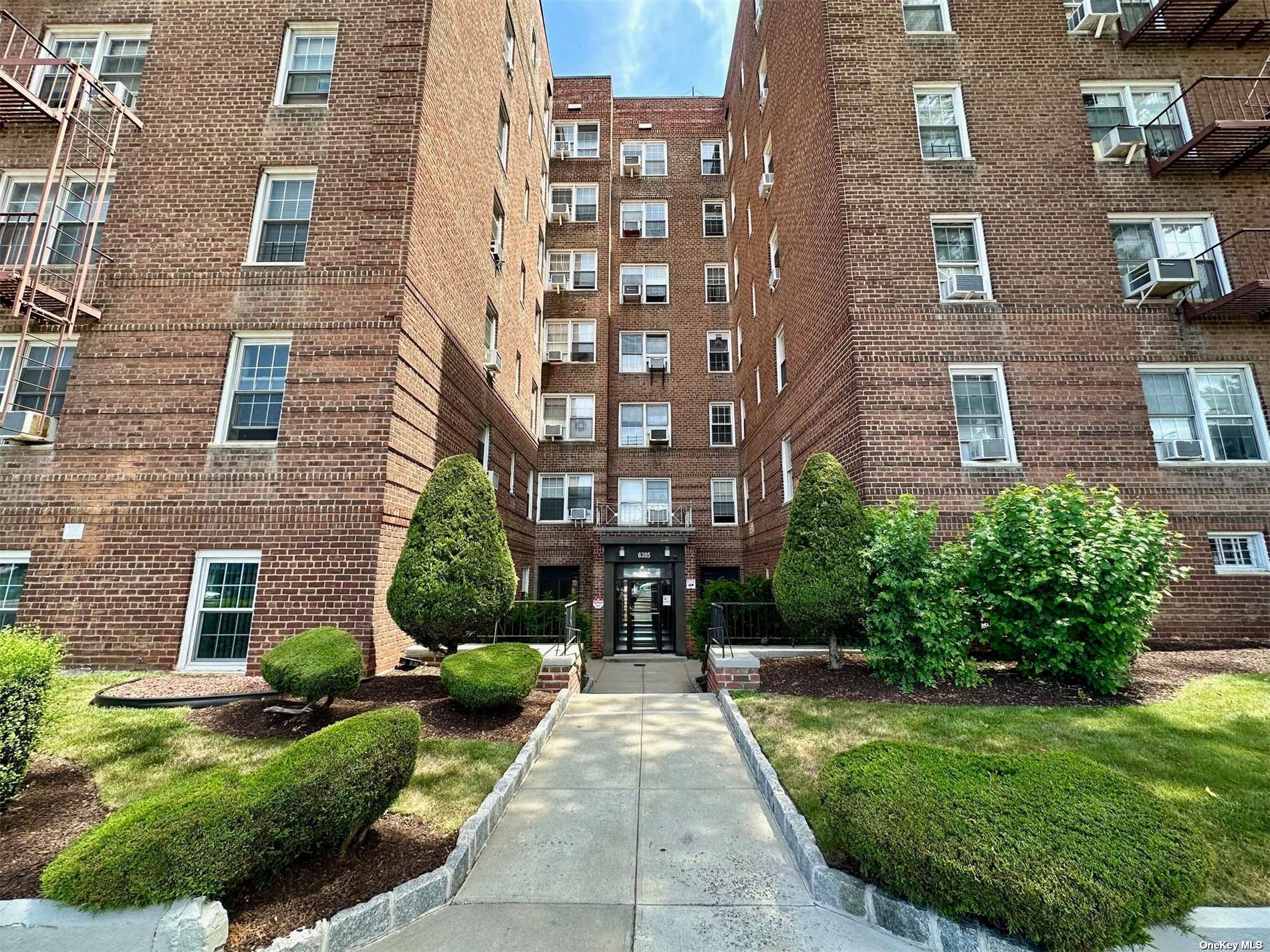 63-85 Woodhaven Boulevard #3E, Rego Park, New York image 18