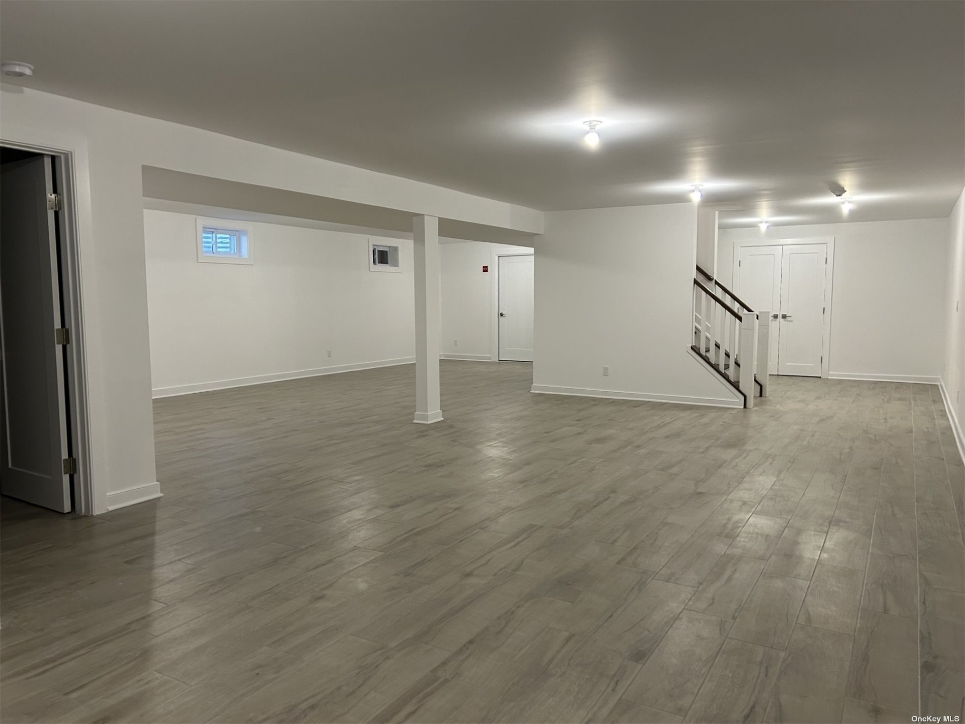 77 Linden Lane, Upper Brookville, New York image 32