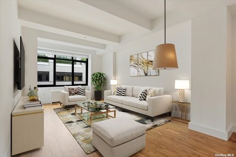 Condominium in Brooklyn Heights NY 360 Furman Street.jpg