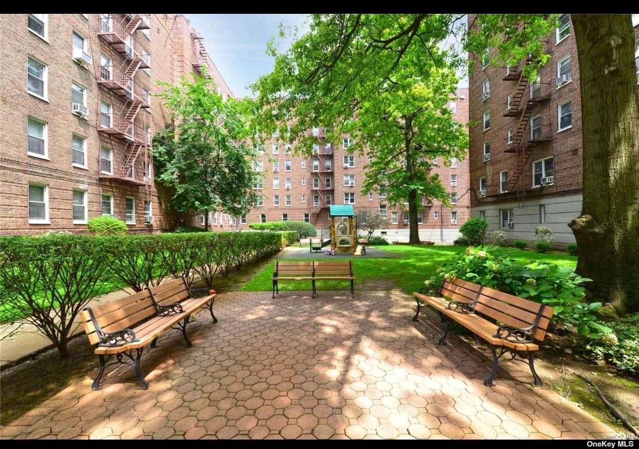 72-81 113 Street #6T, Forest Hills, New York image 2