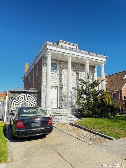 Property for Sale at 9th Avenue, Whitestone, Queens, NY - Bedrooms: 4 
Bathrooms: 4  - $2,195,000