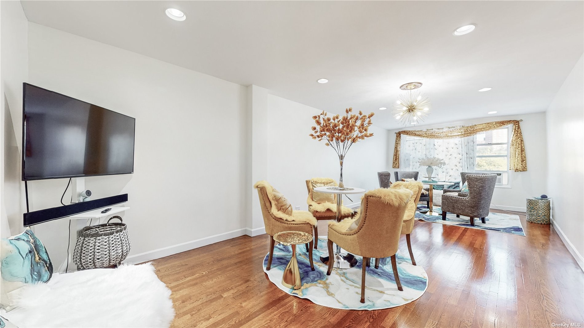 Property for Sale at S Van Cortlandt Park 4C, Bronx, New York - Bedrooms: 2 
Bathrooms: 1 
Rooms: 4  - $325,000