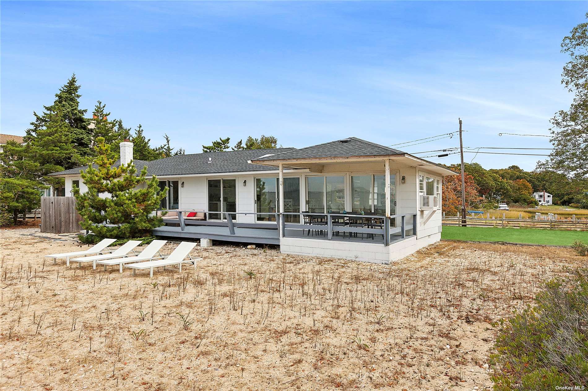 21 E Shore Drive, Southampton, New York image 22