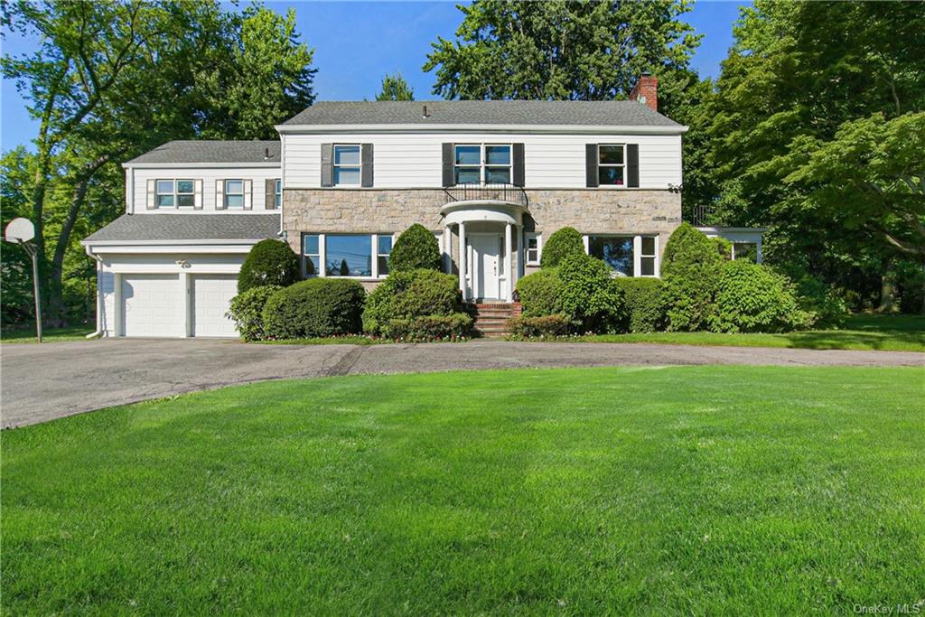 Photo 1 of 35 of 10 Griffen Avenue house