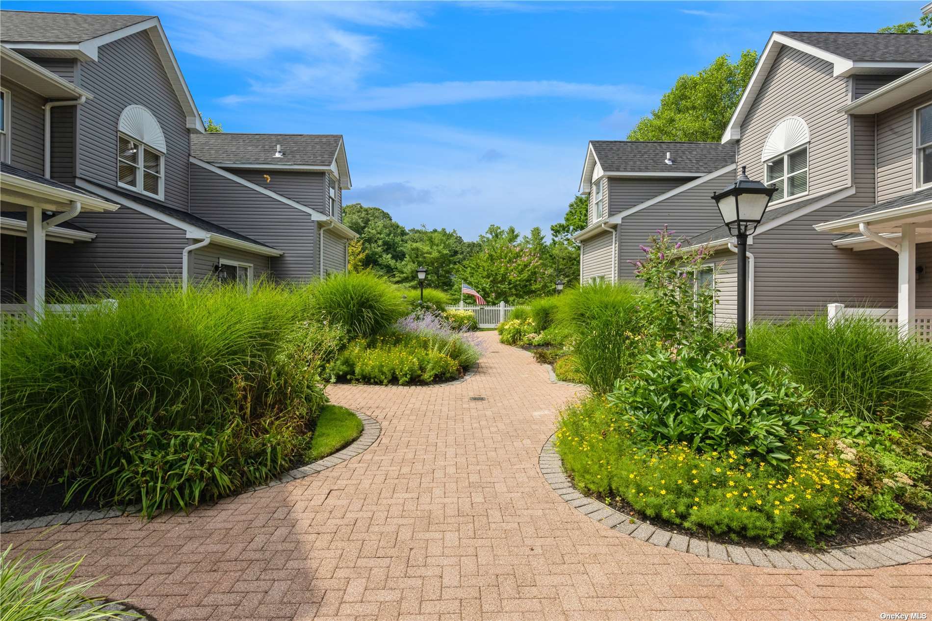 3 Courtyard Circle #3, Centerport, New York image 4