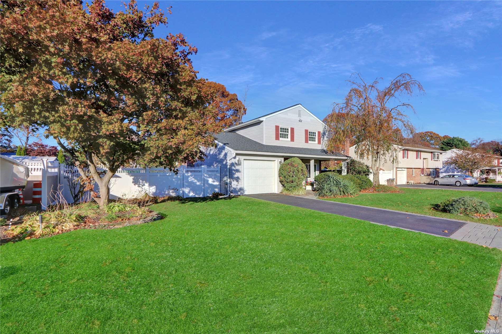 25 Norwood Lane, Ronkonkoma, New York image 23