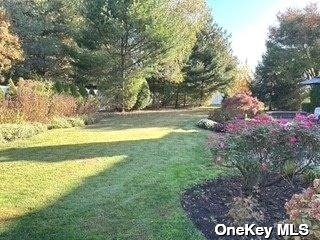 102 Hadley Place, Melville, New York image 6