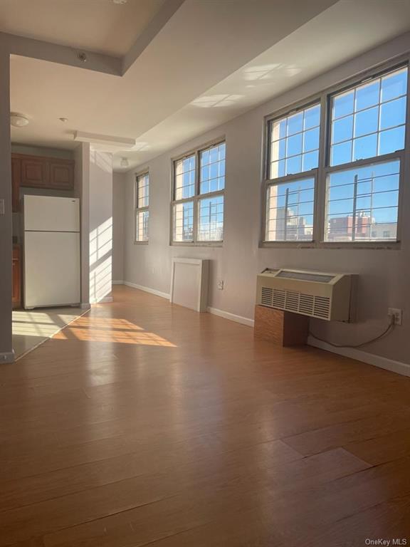 Rental Property at 1765 Townsend Avenue, Bronx, New York - Bathrooms: 1 
Rooms: 2  - $1,650 MO.