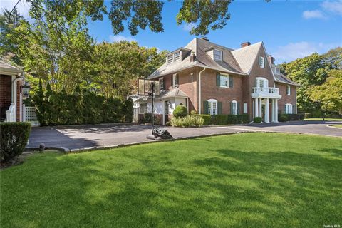 179 Meadowview Avenue Hewlett Bay Park NY 11557