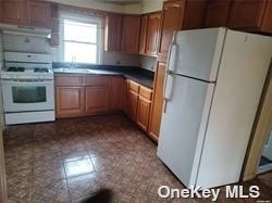 247 Oakley Avenue, Elmont, New York image 3