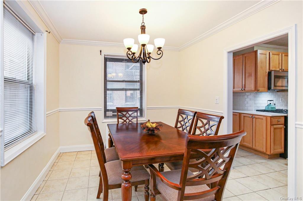 Photo 5 of 24 of 16 N Broadway 4D co-op property