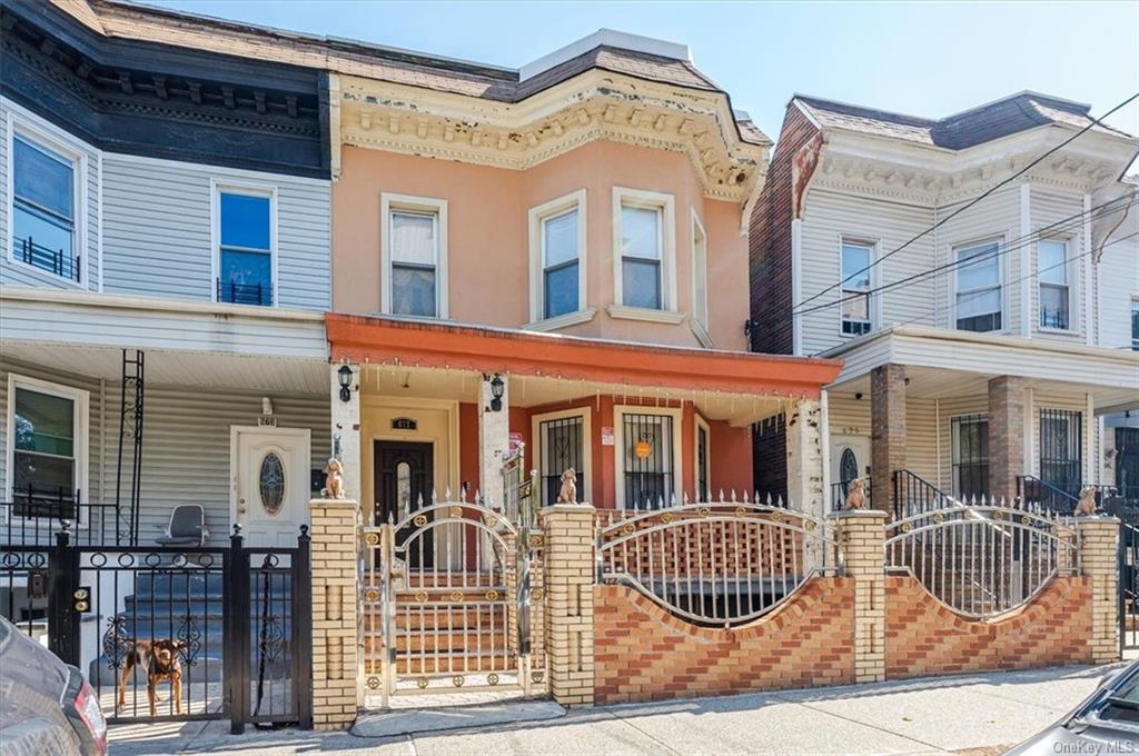 677 E 224th Street, Bronx, New York - 6 Bedrooms  
2 Bathrooms - 