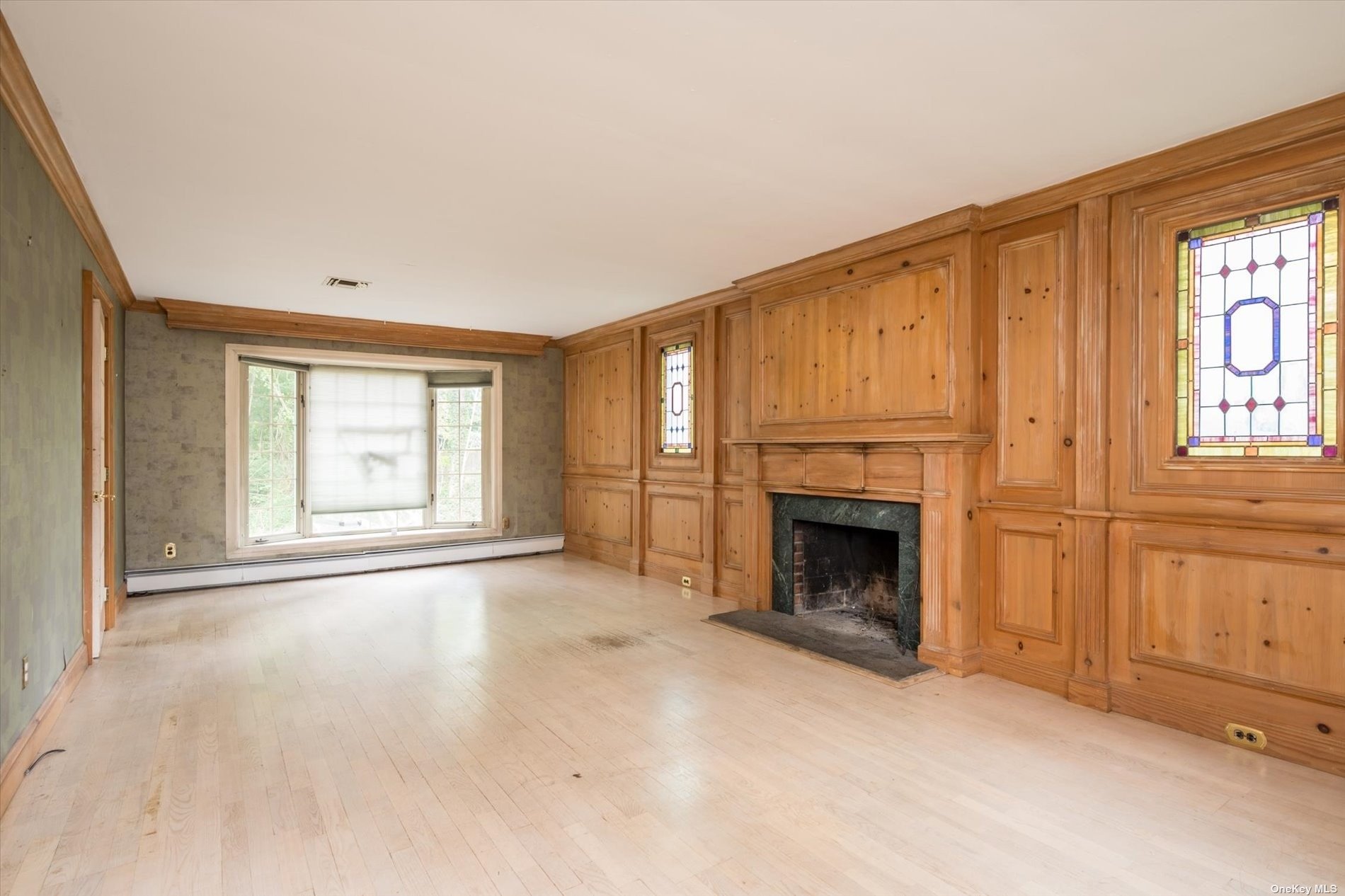 20 Fox Hunt Lane, Cold Spring Harbor, New York image 5