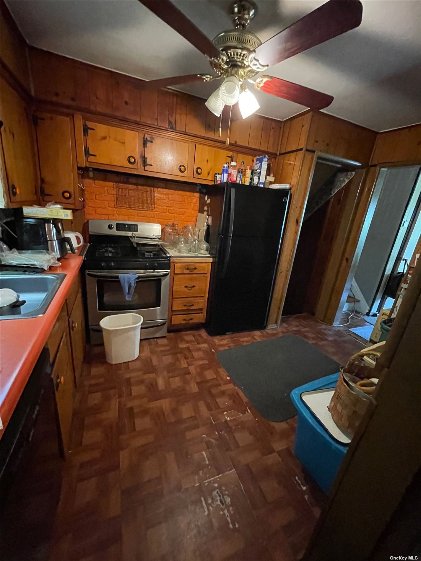 Photo 3 of 4 of 47 Eddy Road house