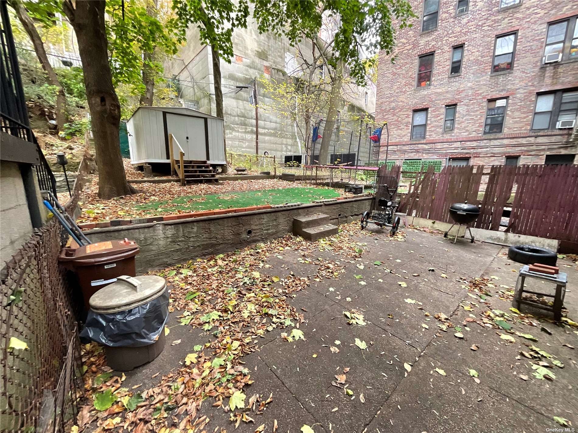 Property for Sale at 3846 Bailey Avenue, Bronx, New York - Bedrooms: 7 
Bathrooms: 3 
Rooms: 18  - $1,250,000