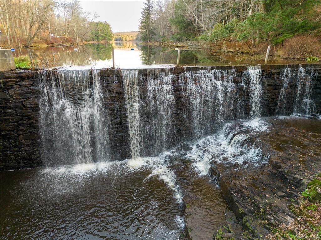 Kenoza Trail, Kenoza Lake, New York image 17