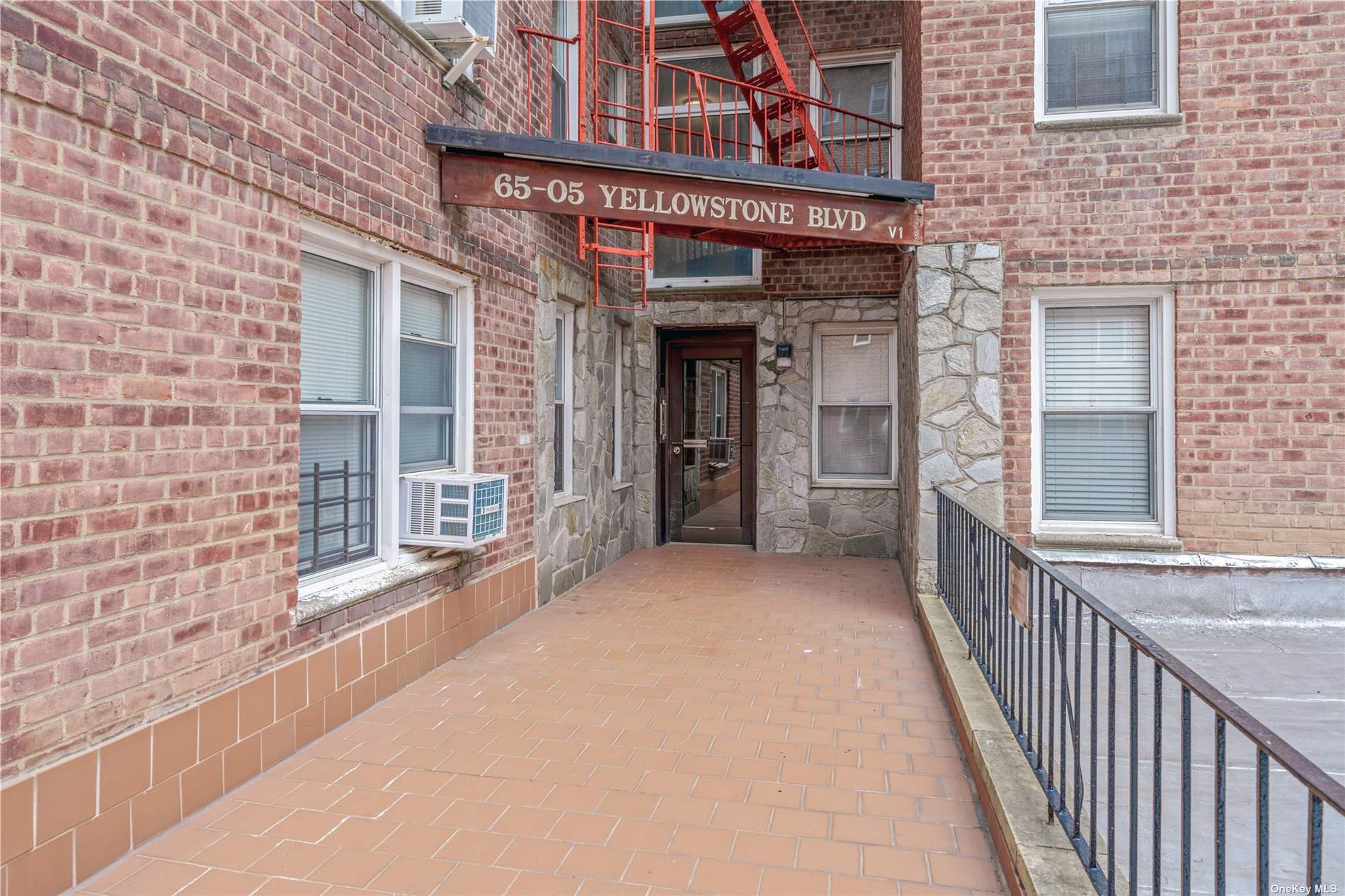 65-05 Yellowstone Blvd Blvd #5E, Forest Hills, New York image 12