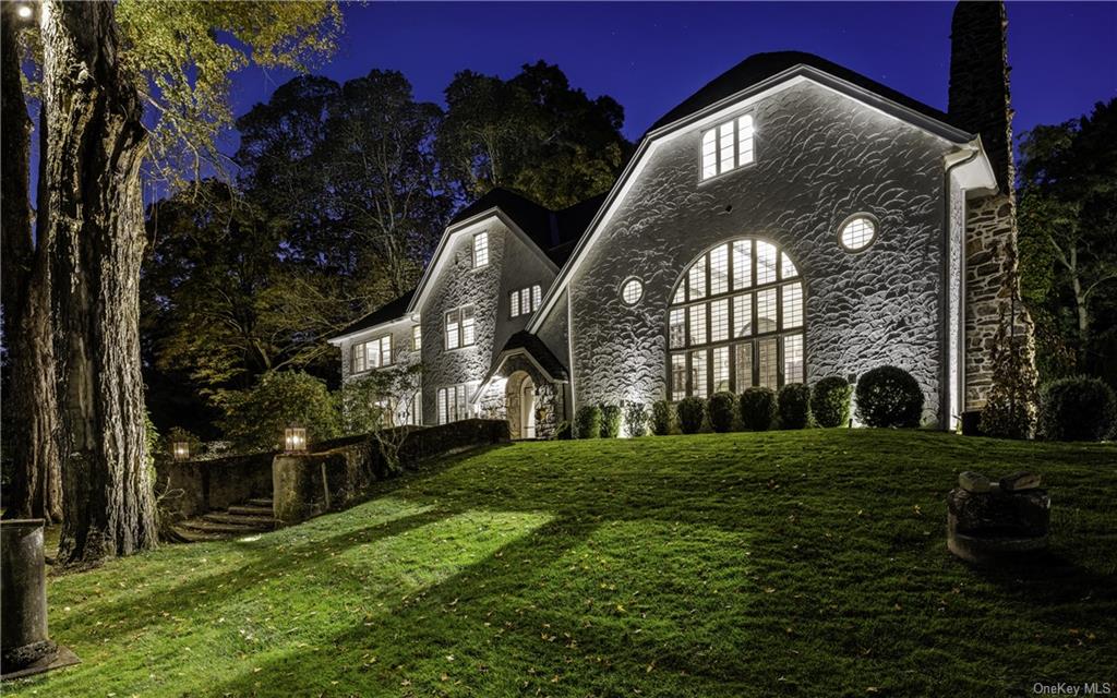 New Castle, New York 10514, United States, 5 Bedrooms Bedrooms, ,4 BathroomsBathrooms,Residential,Pending,90298