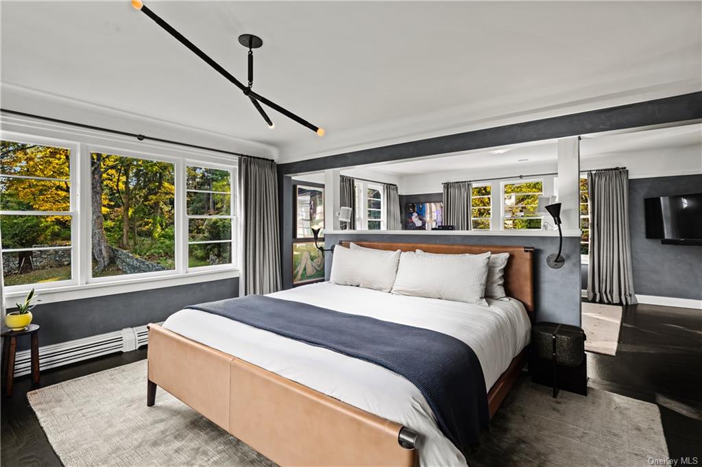 New Castle, New York 10514, United States, 5 Bedrooms Bedrooms, ,4 BathroomsBathrooms,Residential,Pending,90298