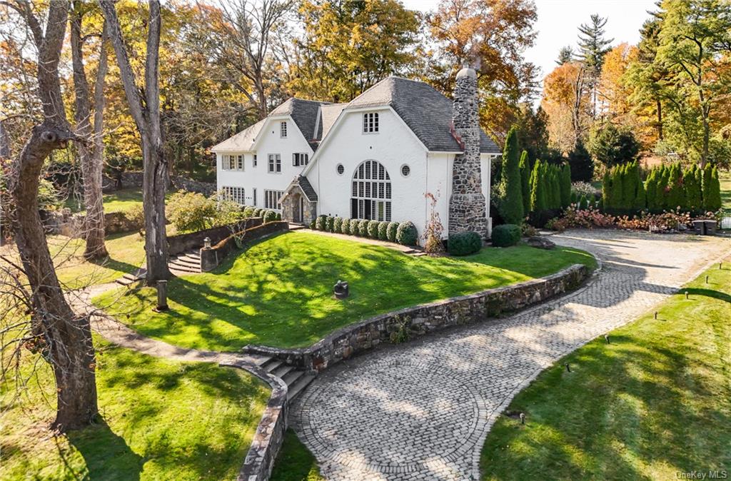 New Castle, New York 10514, United States, 5 Bedrooms Bedrooms, ,4 BathroomsBathrooms,Residential,Pending,90298