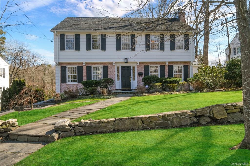 Photo 1 of 38 Tompkins Road, Scarsdale, New York, $2,100,000, Web #: 6280332