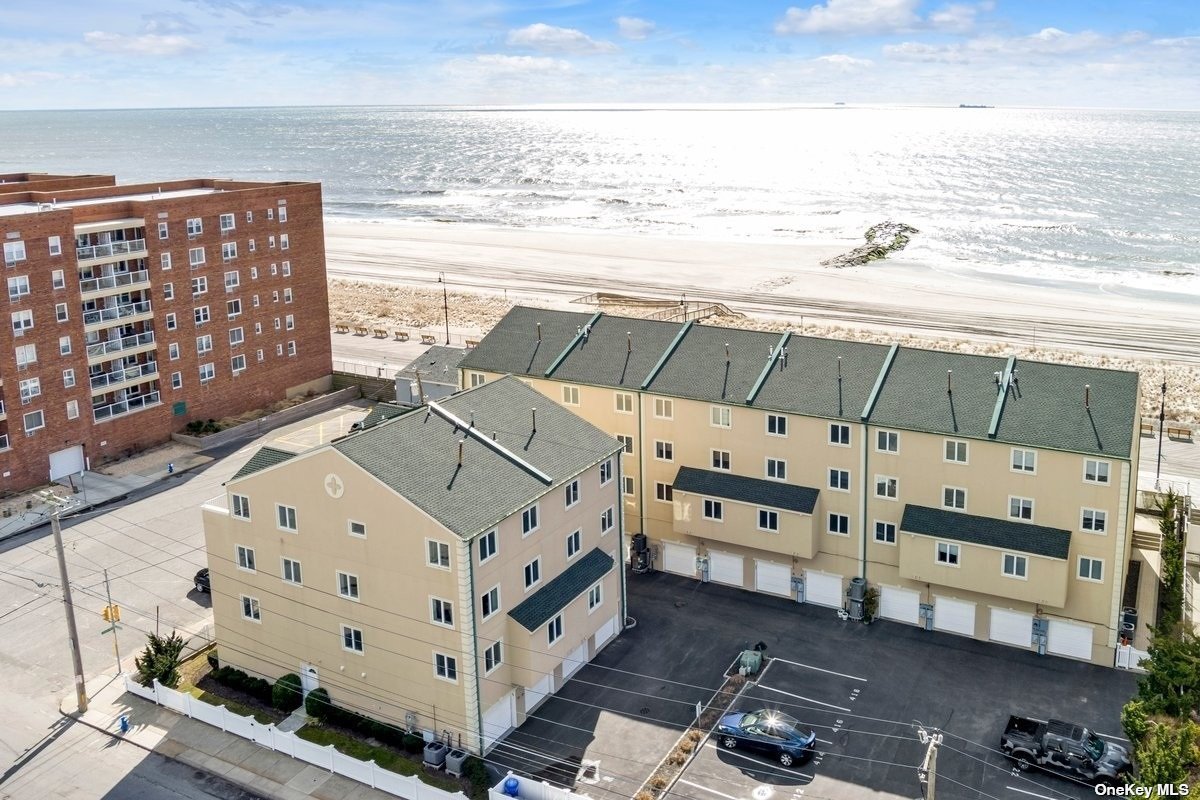 422 Oceanfront #UPPER, Long Beach, New York image 30