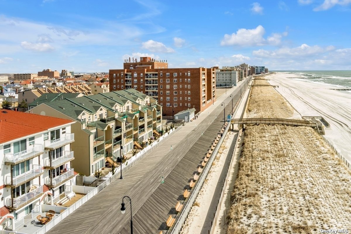 422 Oceanfront #UPPER, Long Beach, New York image 3