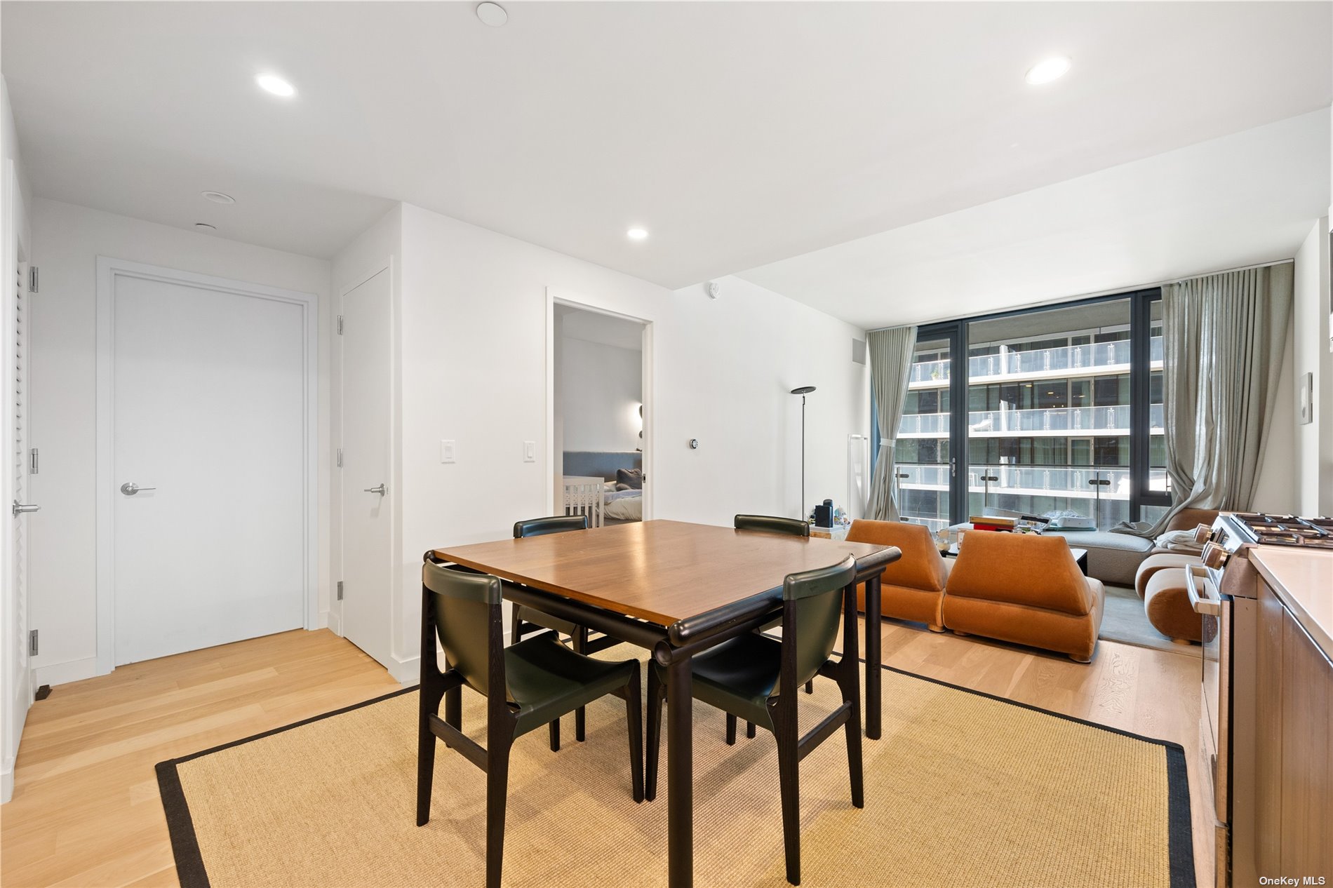 131-01 40th Road #12F, Flushing, New York image 4