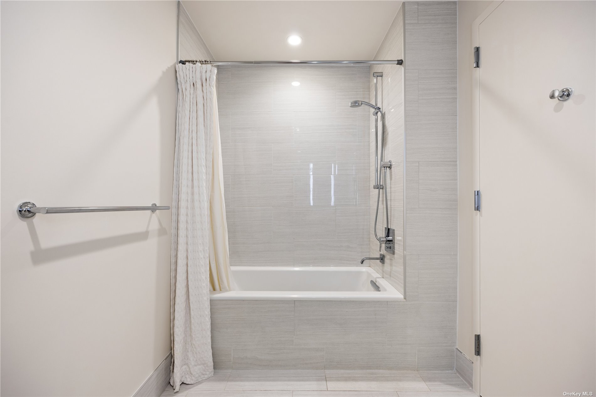 131-01 40th Road #12F, Flushing, New York image 13