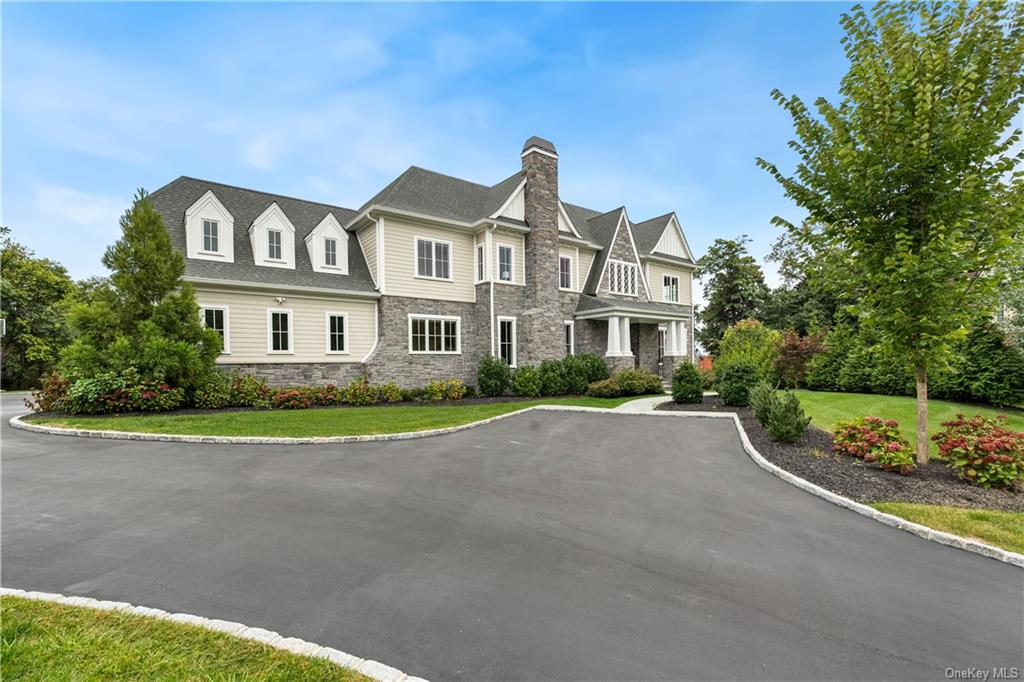 15 Buckingham Court, Syosset, New York image 1