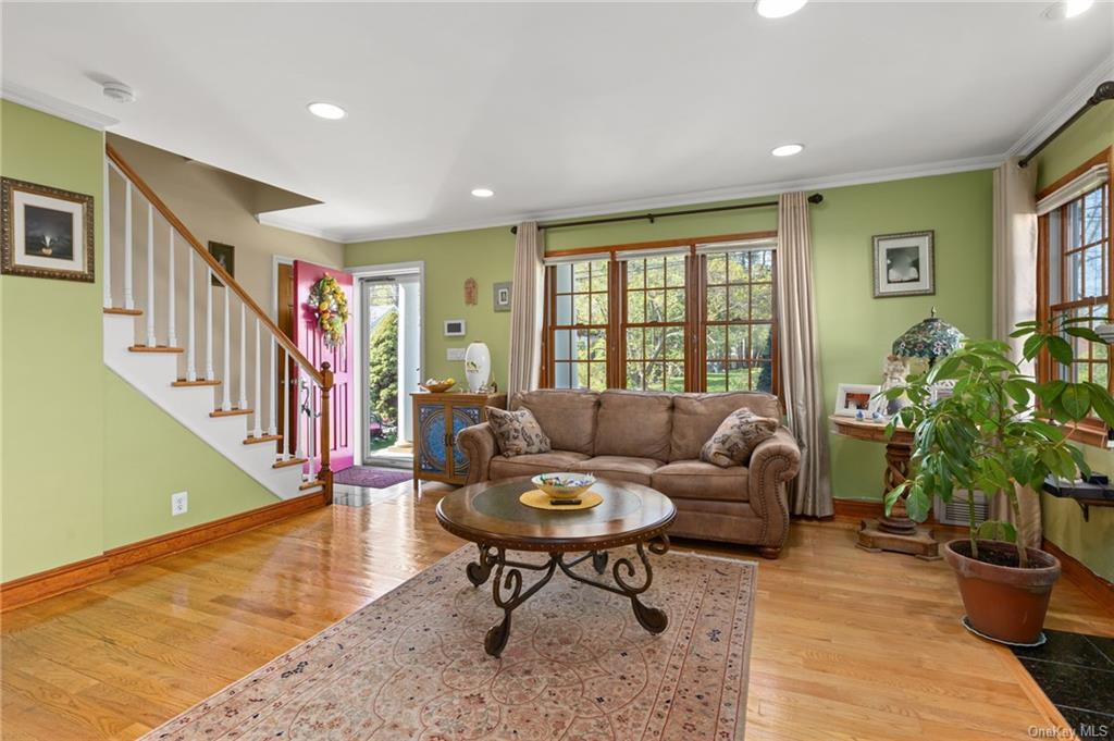 Photo 10 of 36 of 35 John Alden Road house