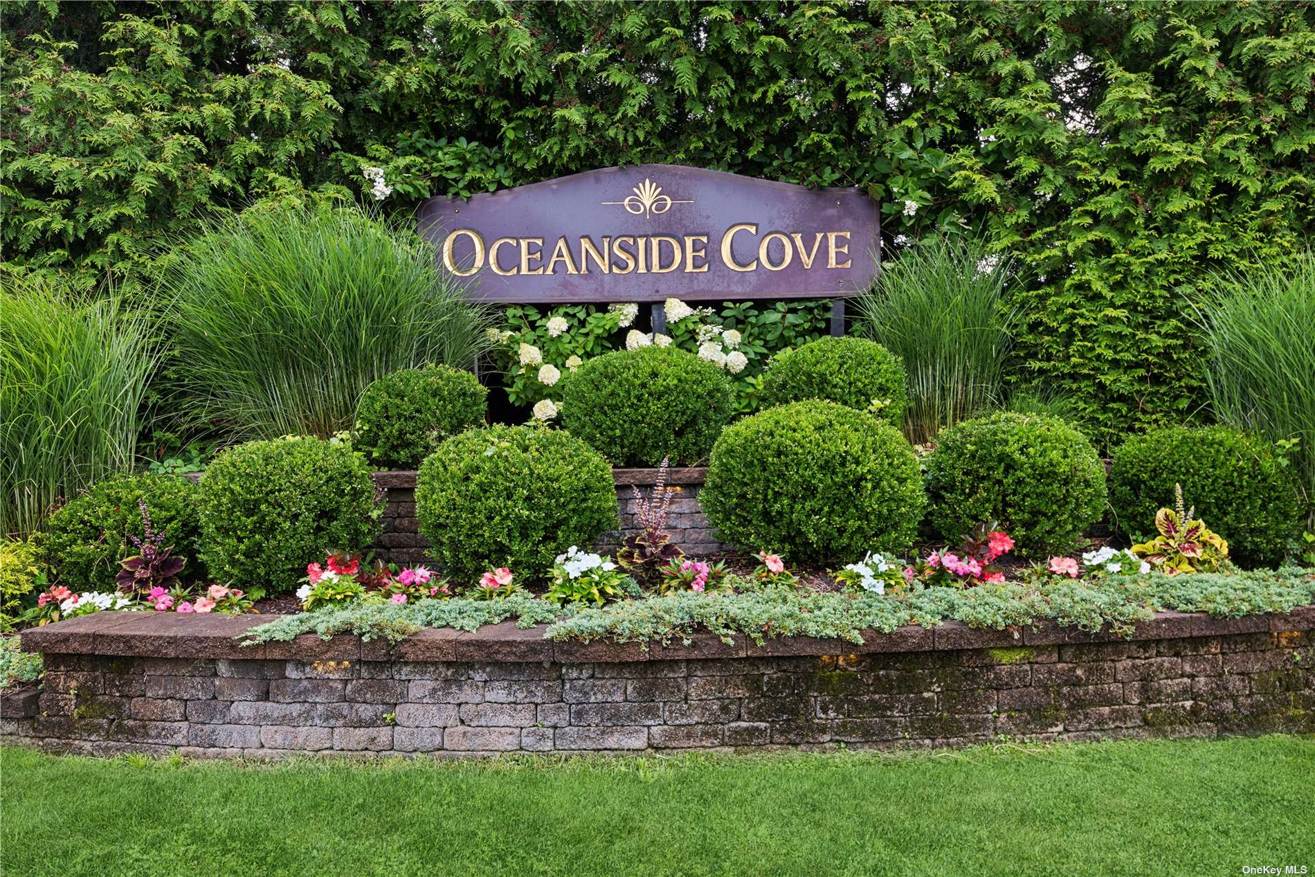 100 Daly Boulevard #411, Oceanside, New York image 1