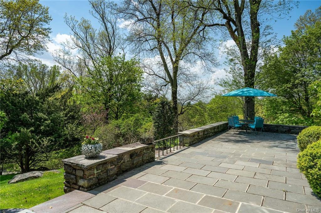 77 N Mountain Drive, Dobbs Ferry, New York image 6