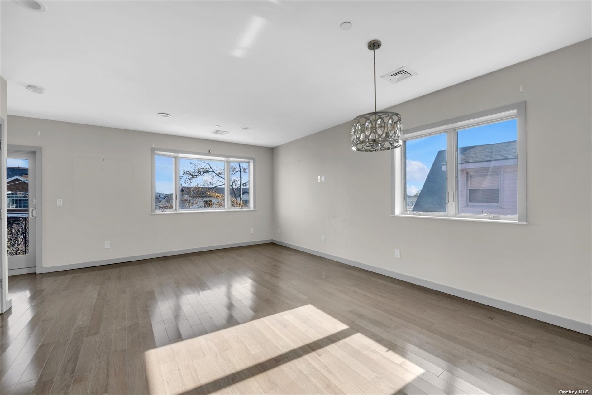 162-46 95th Street