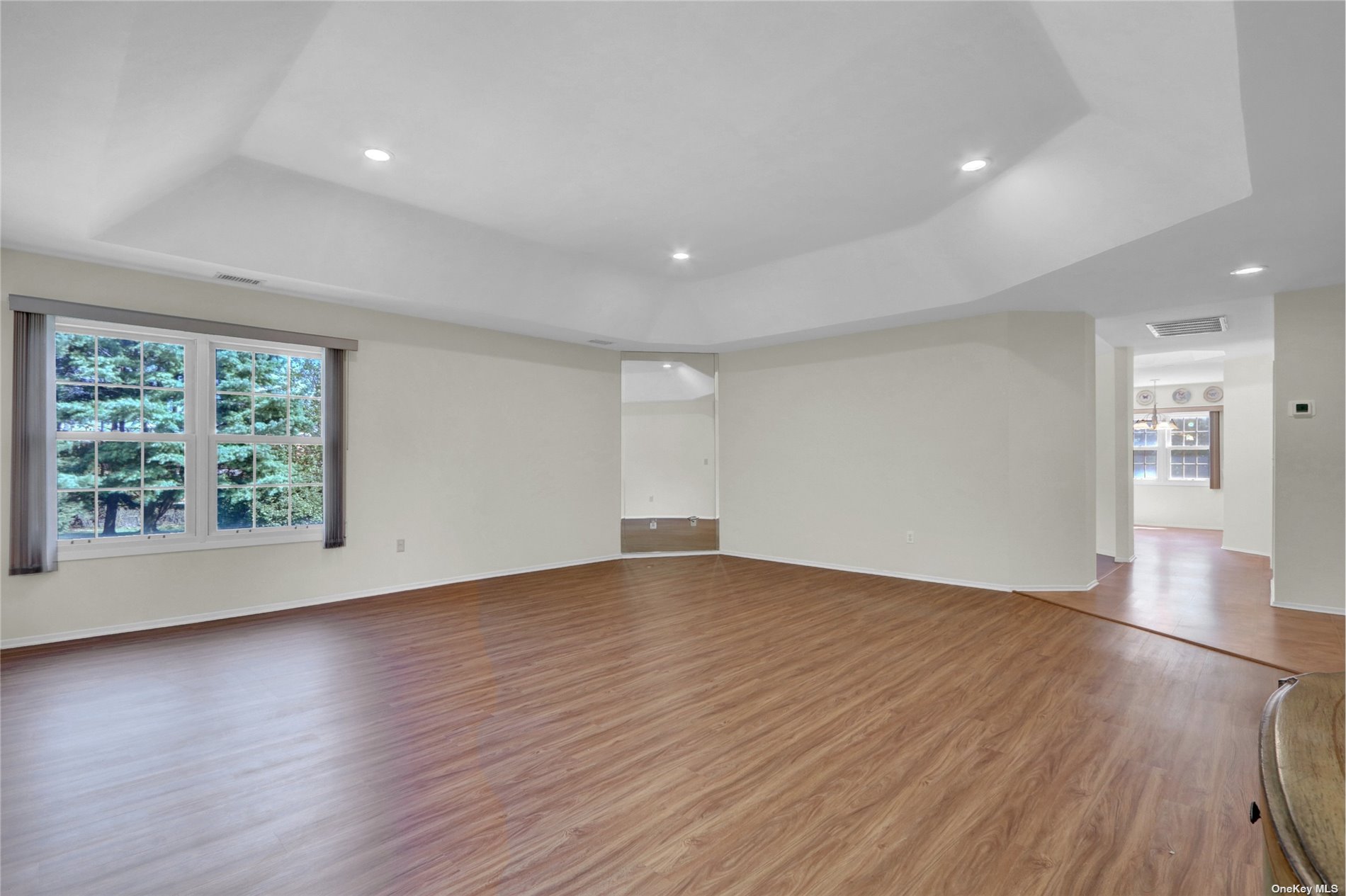 91 Lakebridge Drive #2, Kings Park, New York image 12