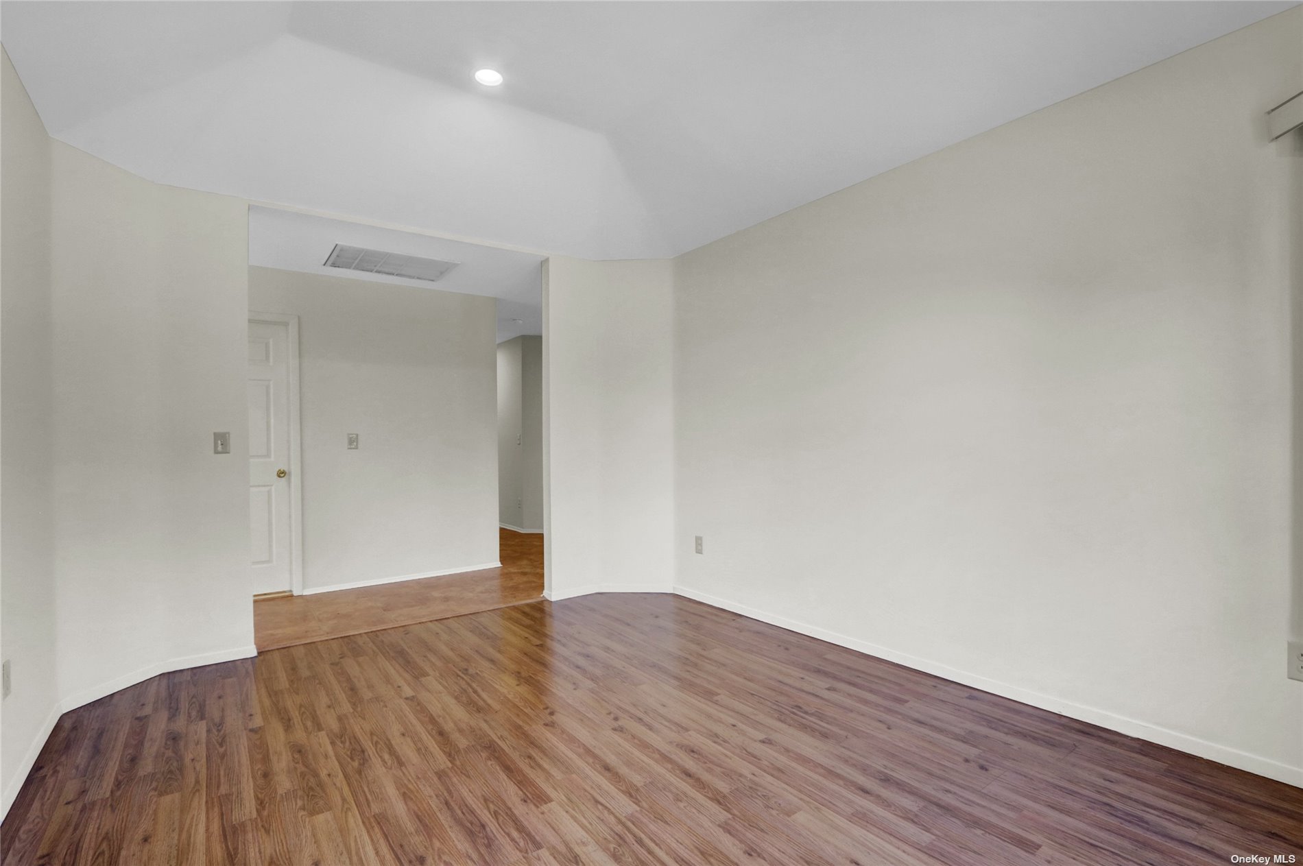 91 Lakebridge Drive #2, Kings Park, New York image 7