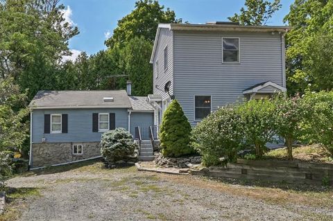 Homes For Sale - 181 Montgomery Street<br/> Orange County, Goshen, NY 10924