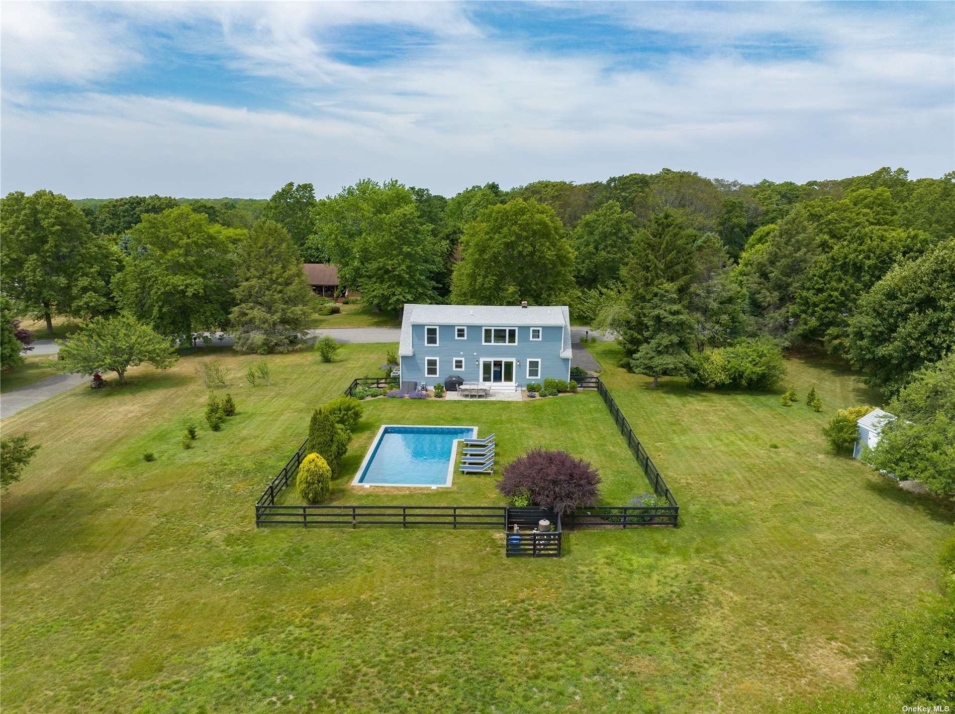 Property for Sale at 1030 Horseshoe Drive, Cutchogue, Hamptons, NY - Bedrooms: 4 
Bathrooms: 3  - $1,465,000