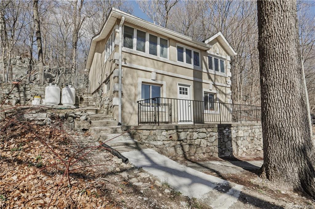 Photo 31 of 31 of 111 Tanglewylde Road house