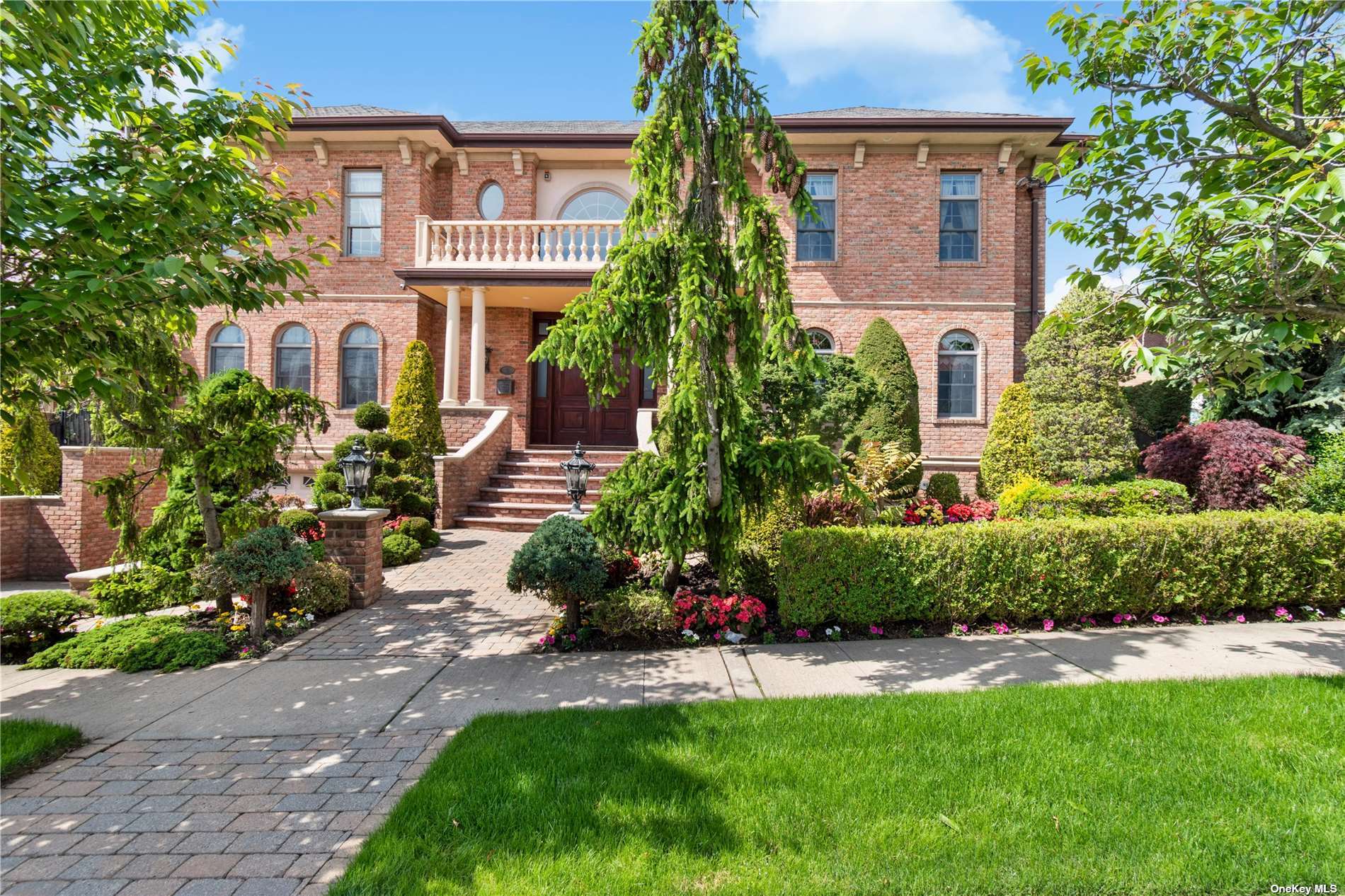 Property for Sale at Center Drive, Malba, Queens, NY - Bedrooms: 4 
Bathrooms: 5  - $3,995,000