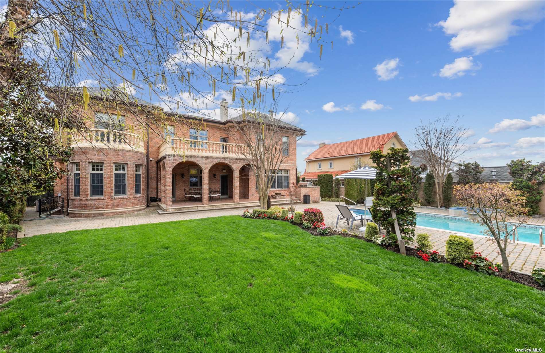 5 Center Drive