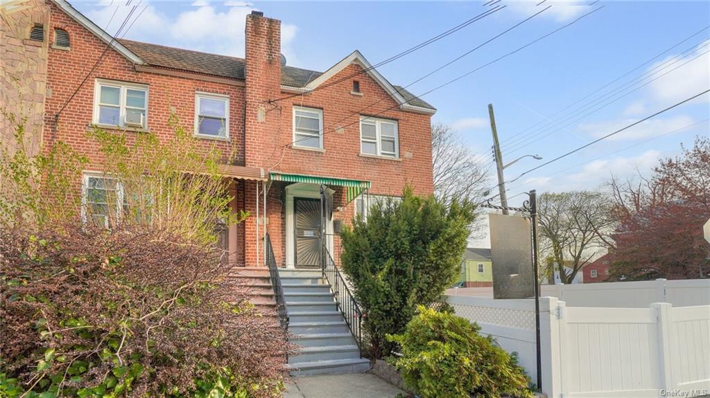 Property for Sale at 2050 Pitman Avenue, Bronx, New York - Bedrooms: 4 
Bathrooms: 3  - $799,000