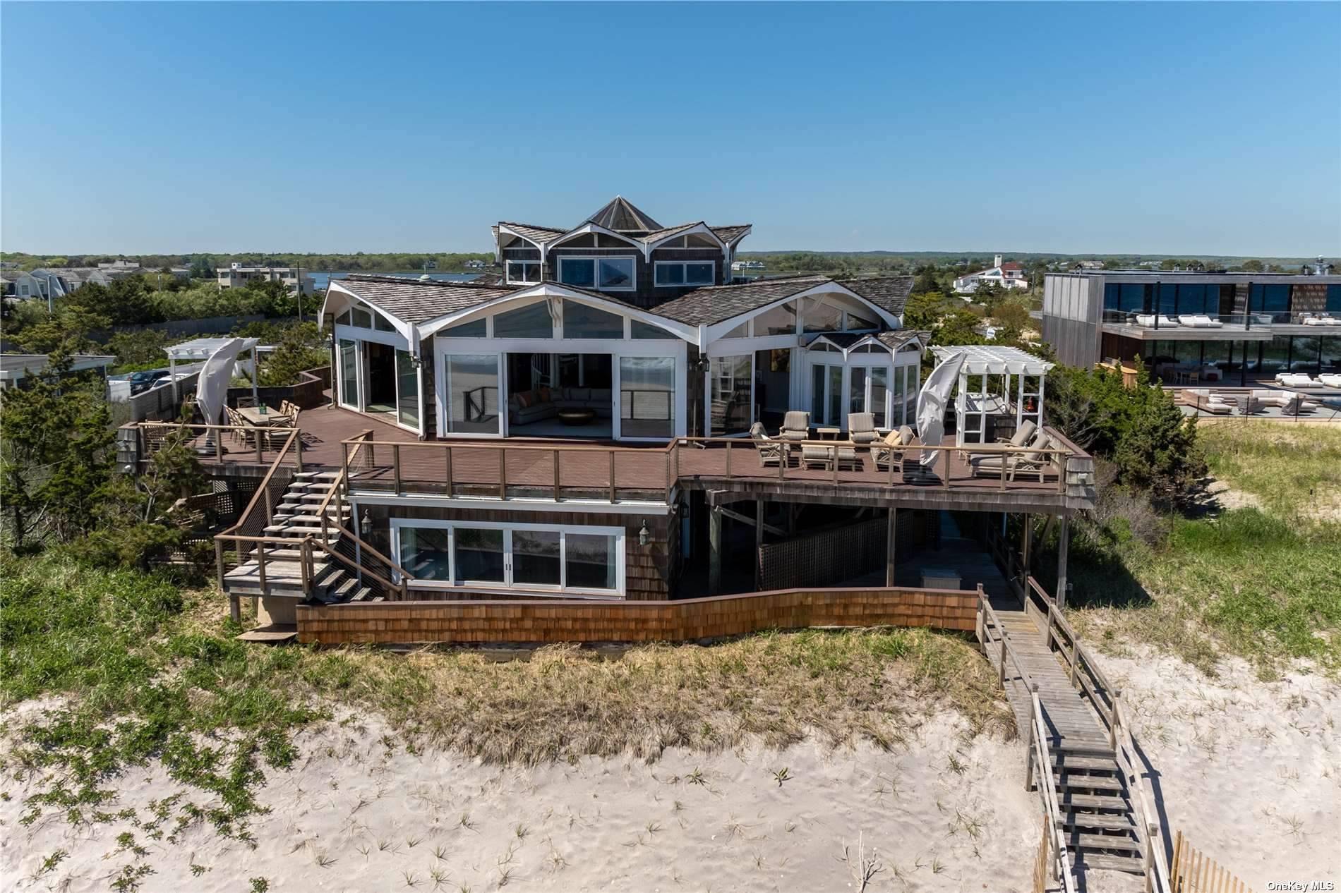 174 Dune Road, Quogue, New York image 32